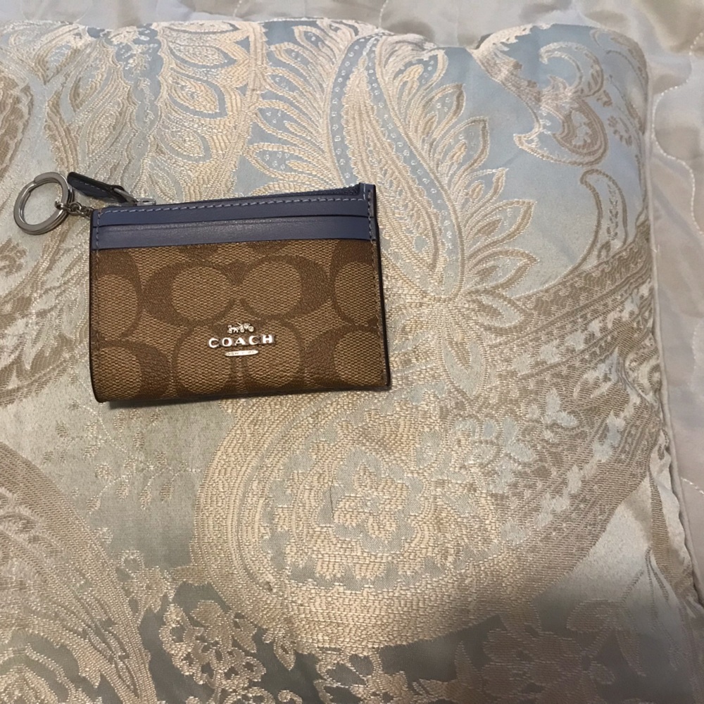 Coach Card & Change Wallet